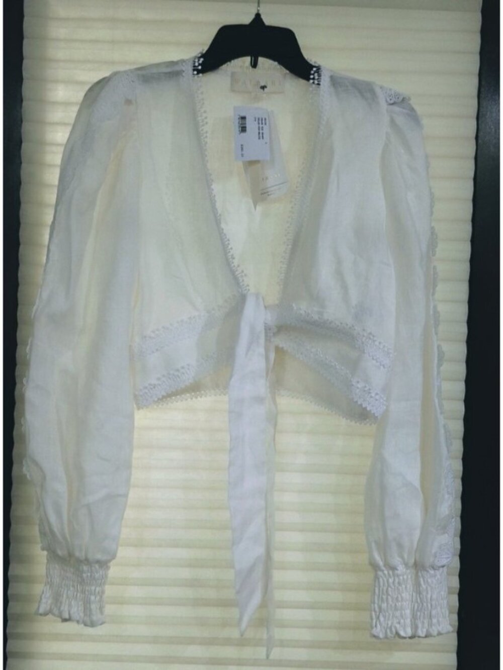 Waimari Women Cropped V-Neck Tie Front White Long Sleeve Blouse Size L - Picture 4 of 12